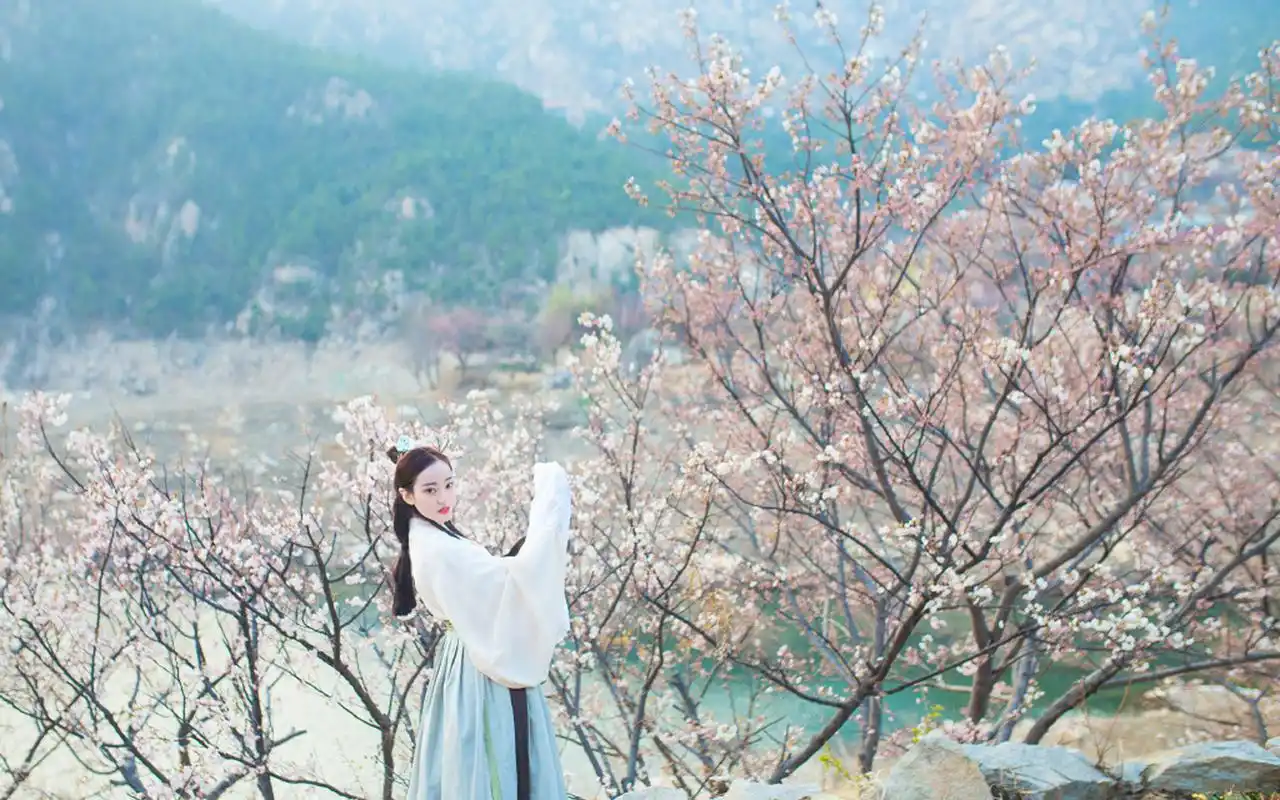 古装美女清新唯美写真图片高清壁纸.古风汉服美女,清新古装美女图片.