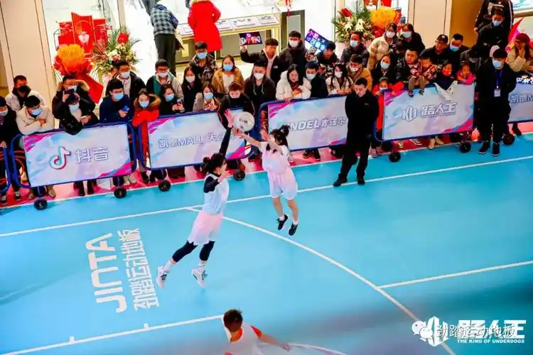 劲踏运动地板助力路人王女神赛石一童夺得桂冠