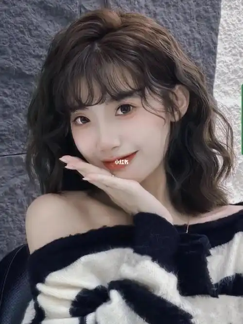 烫了蛋蛋卷简直就是活脱脱的人间妖精啊94减龄 增发的"蛋蛋卷"你得