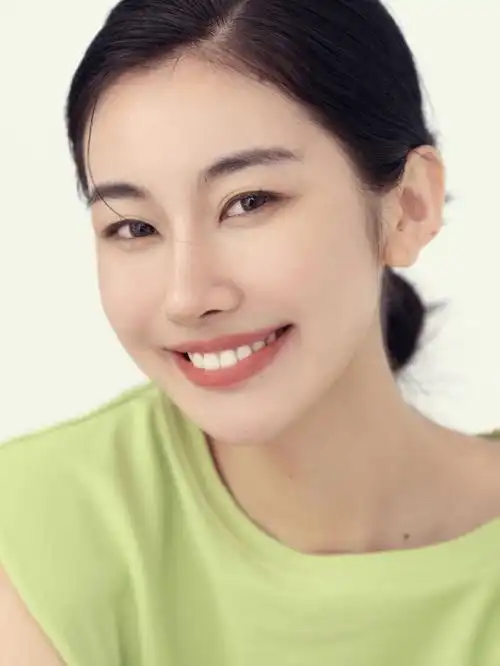 photography:成阳make up: 海琼model:金金sk studio 商业艺术摄影