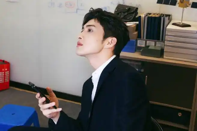 张彬彬三分野办公室剧照