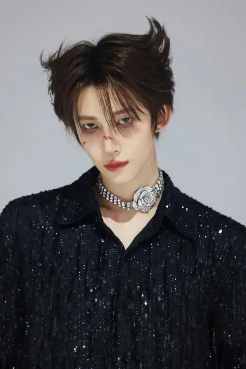 刘宇十方艺念年度专辑##刘宇猫耳发型