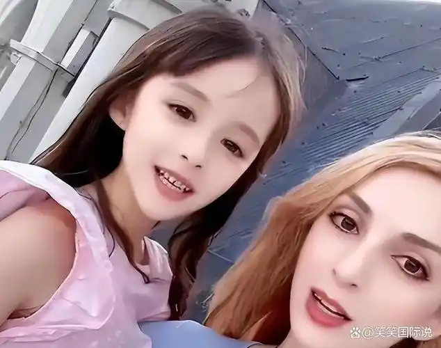 湖北小伙苏华 被外国美女倒追,生2个混血宝宝,大女儿超杨幂