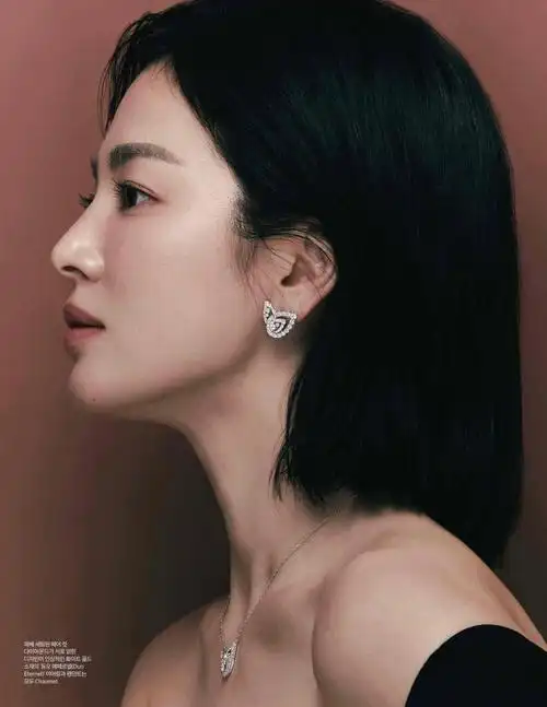 身上都有一股劲儿,玩世不恭又可可爱爱#和我一起看杂志  #神仙颜值