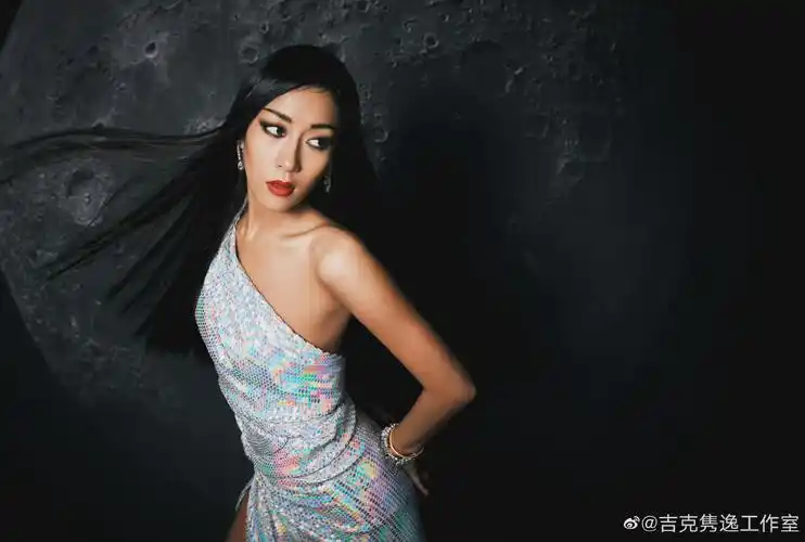 吉克隽逸天赐的声音月球大片释出