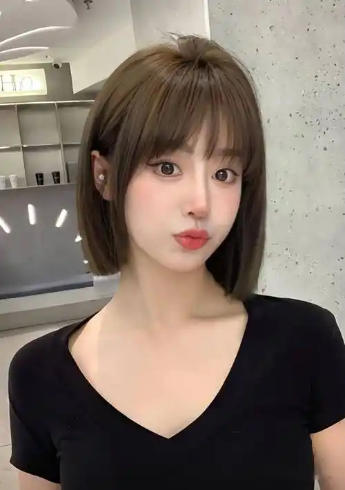 2 0 2 3 "新款波波头" 减龄免打理,好看到爆!_发型_女生_短发