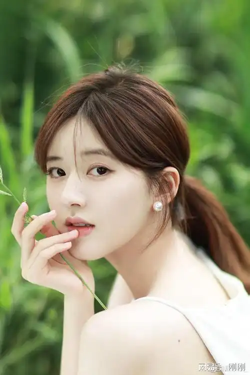 甜美可爱赵露思