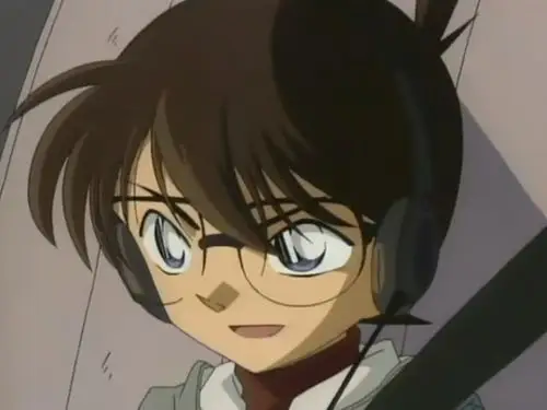 柯南戴耳麦的图片