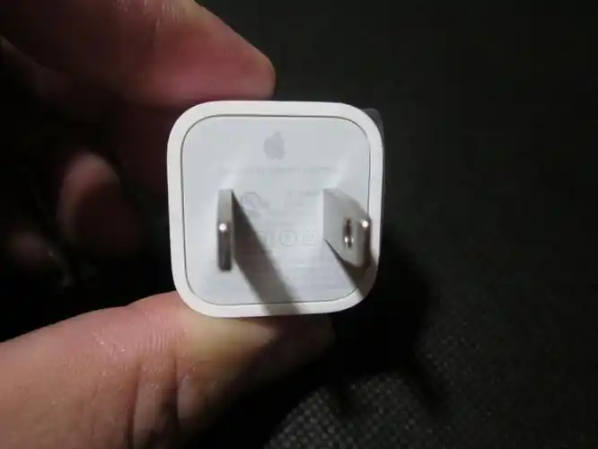 iphone4s iphone4充电器苹果4充电器数据线