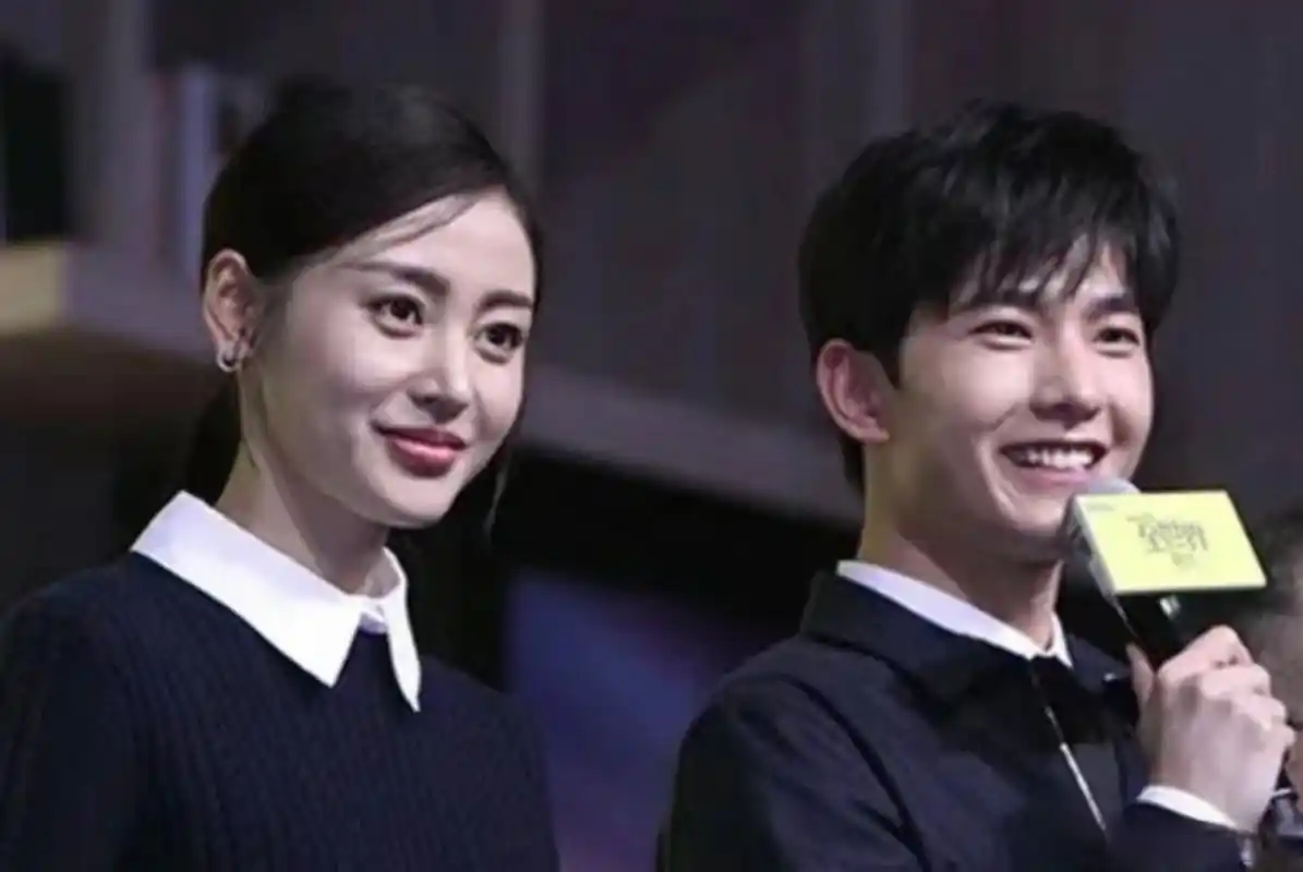 交往过的女朋友都是大美女,审美随着年龄都会变吧～ #杨洋逐渐成熟的