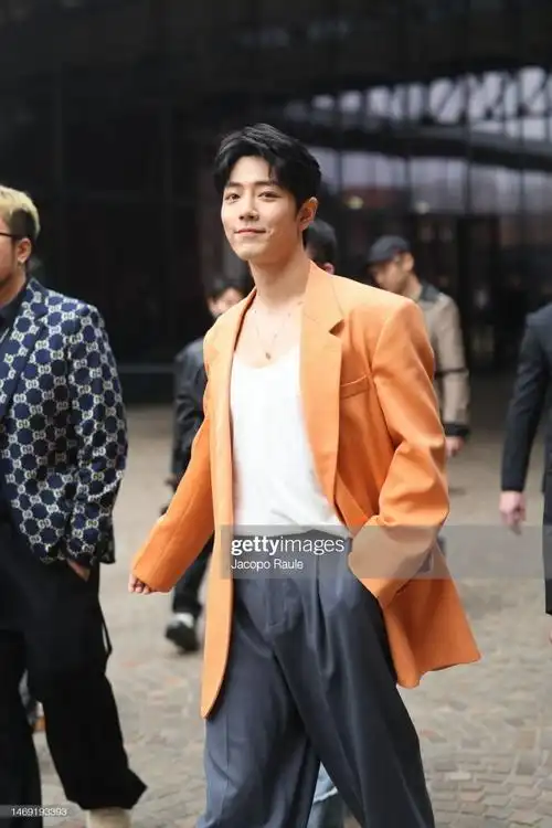 肖战 gucci2023秋冬女装系列时装秀 外网生图cr:gettyimages