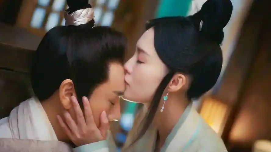 锦绣南歌李沁爱上秦昊两人演绎旷世绝恋热吻不断