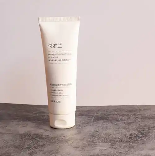 美白洗面奶什么牌子好,美肤达人每日常用控油洗面奶推荐_皮肤_肌肤