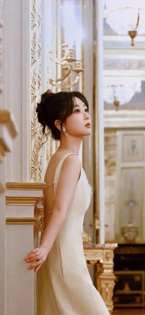 杨紫黄色吊带##长相思演唱会要来了