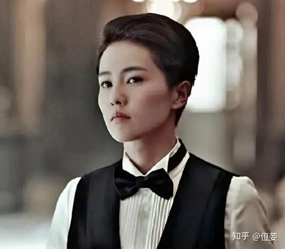 女扮男装不是谁都能演!这6位女星告诉你,什么是"帅气逼人"