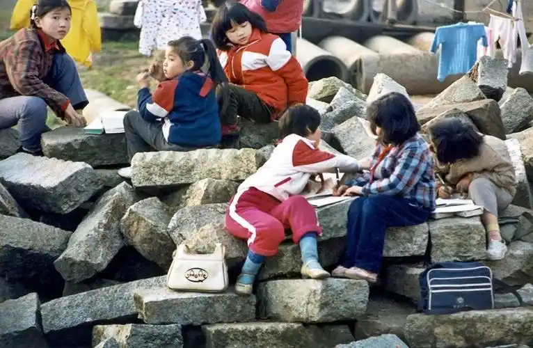 太珍贵了九江城八九十年代的珍贵画面多少人的难忘记忆啊