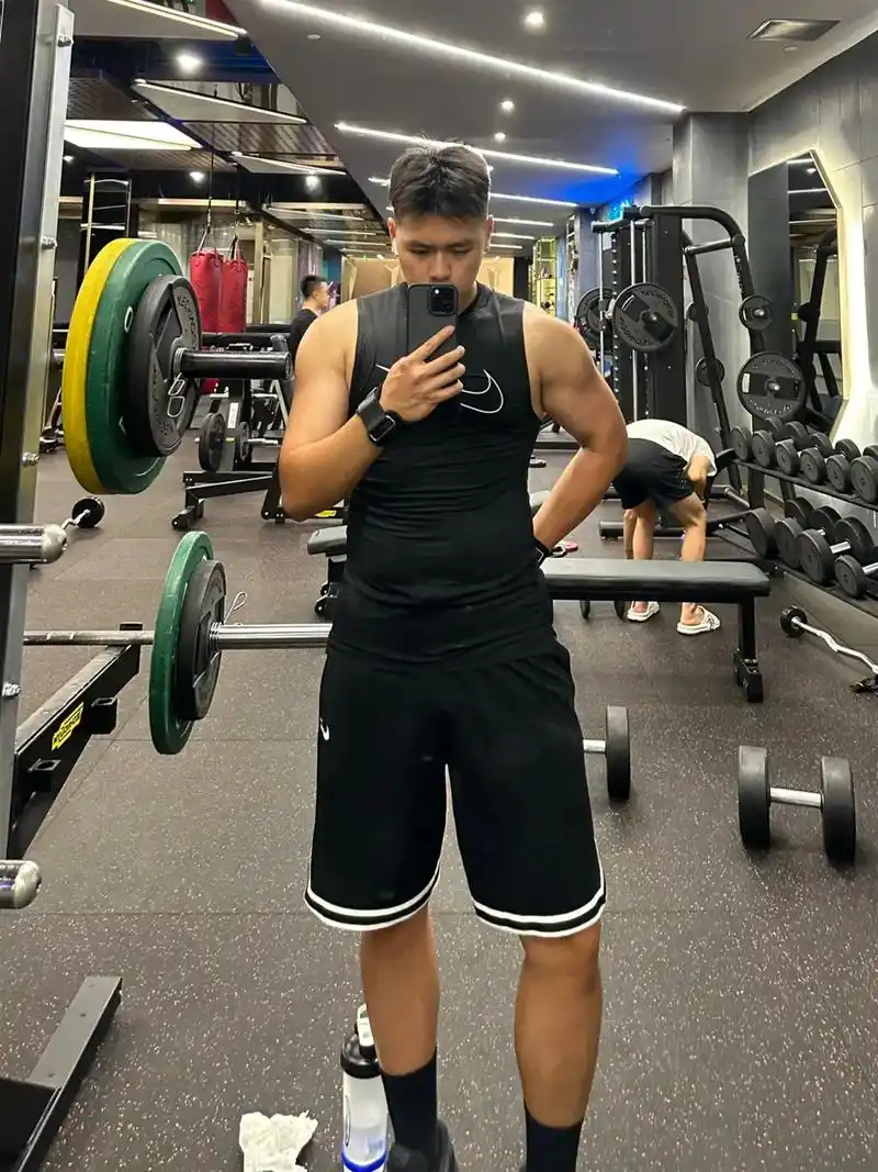 180cm #180斤 #健身 - 抖音