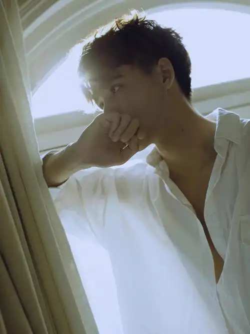 帅气的国内男模壁纸,大家快来收藏吧