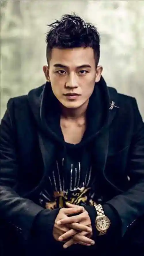 黑白禁区:欧豪这一段太可了,真的是帅到爆炸