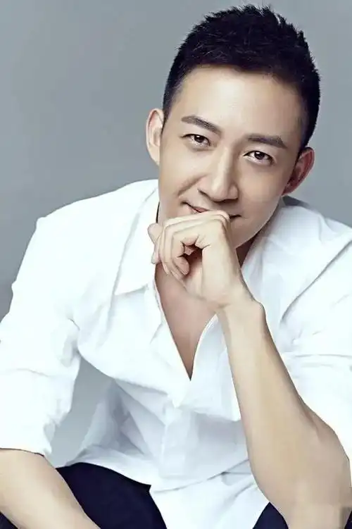 哈尔滨富二代王阳的个人资料简介("富二代"王阳,出道18年不靠爹,娶