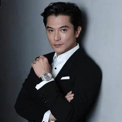 痞帅男星邱泽正面高清图片精选