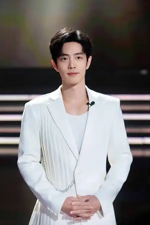 肖战带我见世面_文化_国际化_时尚