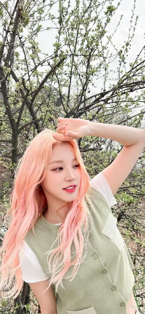 宋雨琦女团风锁屏壁纸 真的很不戳