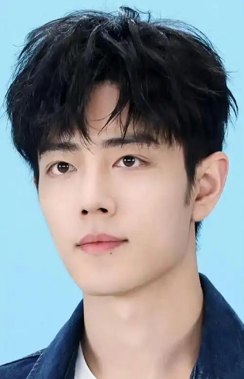 肖战入围微博年度瞩目影人,电影未播先火,这仅仅是一个开始