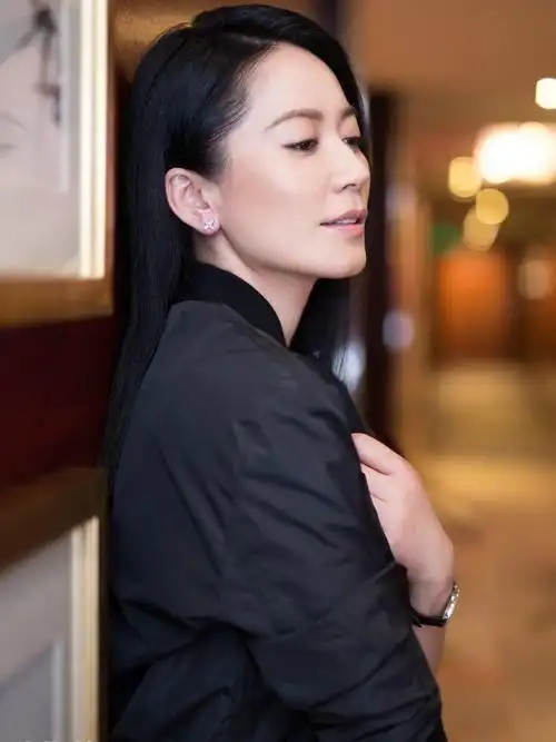 回顾演员俞飞鸿长得漂亮戏也好为人低调不张扬追求平淡生活