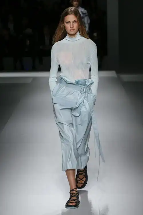 纽约时装周boss2019春夏系列