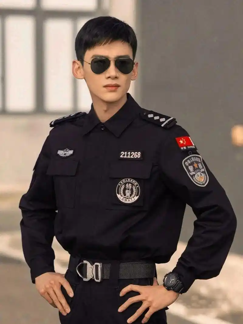 我的新晋男神白敬亭 穿特警服太帅了,一改平日对他的印象!