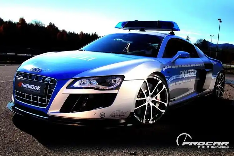 史上最快的警车audir8gtr