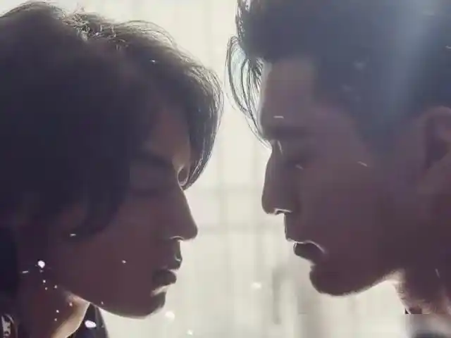 纯爱近距离爱上你萧立呈不是喜欢别人只是喜欢藤沐仁而已