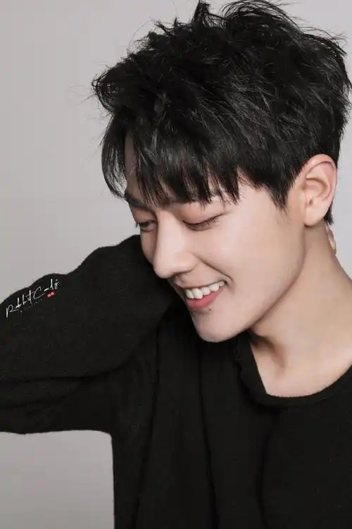 肖战##日常见肖战#太帅了!是限定考古!帅气又清爽的小赞呀!