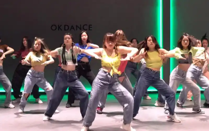 馨雨老师kard热单jazz教学昆明爵士舞