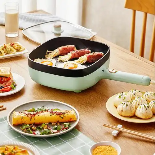 小熊电炒锅家用多功能一体式小型炒菜煮锅宿舍学生锅蒸煮插电煎锅