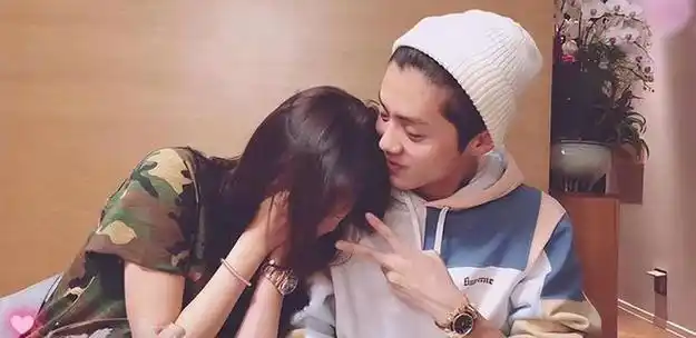 公认的京城少爷,让韩国节目组当面道歉,鹿晗的家世到底有多牛?