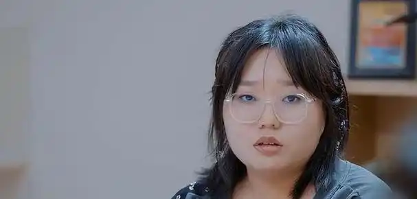 北大才女李雪琴获得大众认可她的成功是偶然还是靠实力