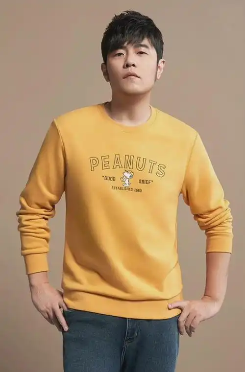 周杰伦最新帅照!_高清图集_新浪网