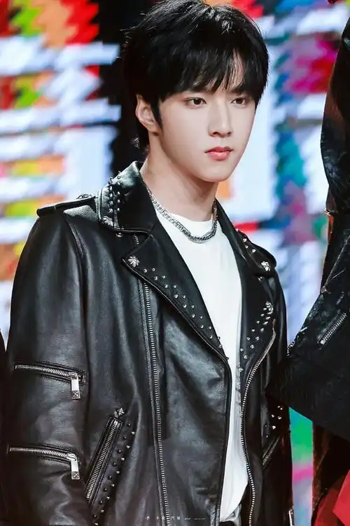 东方风云榜##新声唱作人刘耀文