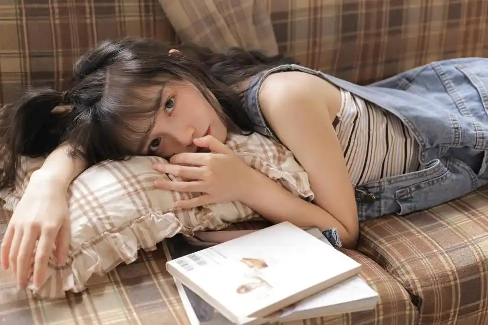 你的夏日清纯女友已上线