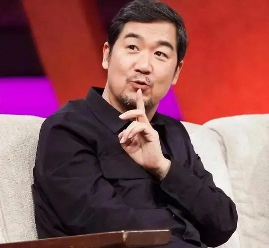 "京圈大佬"张国立:为邓捷抛下6岁儿子,现在用后半生弥补儿子