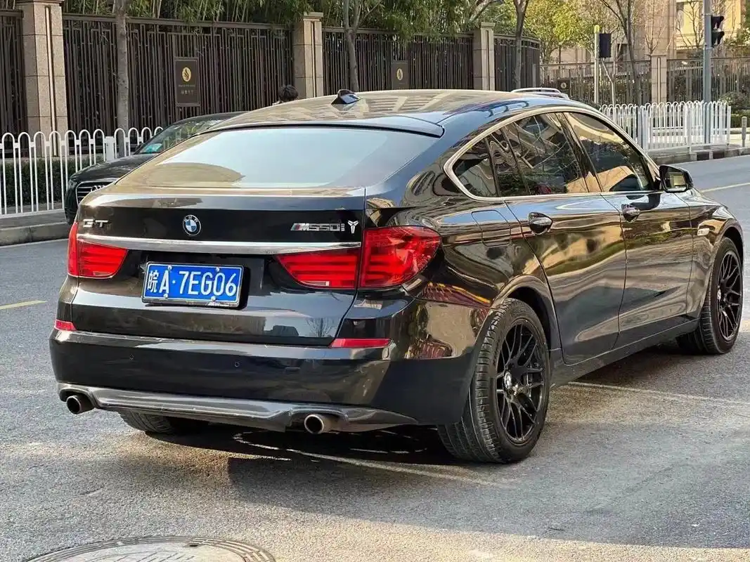 宝马gt535i 11款.3.0t高功率版本.全车原版内饰0磨损.