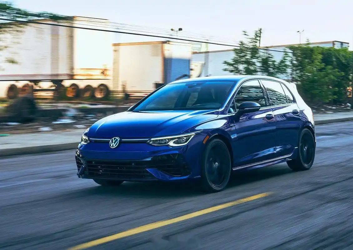 csc新闻# 大众高尔夫r 20周年版美规发布:源自高尔夫r,基于mqb平台