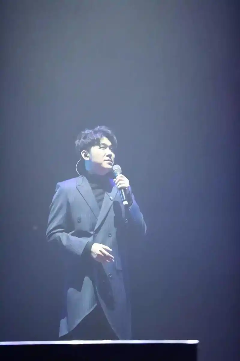 420龙采科技集团总冠名《我的好兄弟》高进2019巡回作品演唱会大连