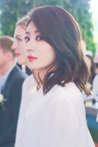 贾静雯的美貌真是令人瞩目啊!越放大越惊艳