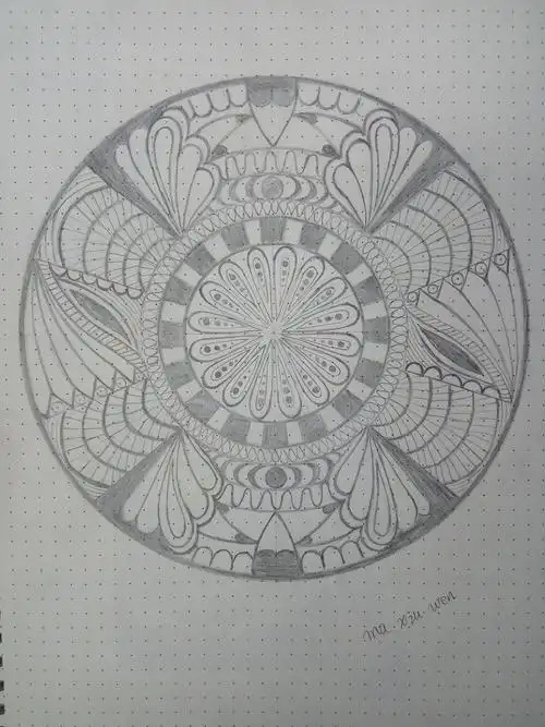 对称的绘画作品