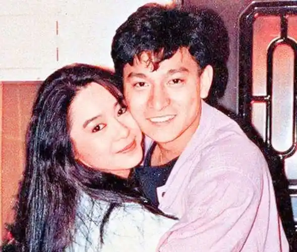 华仔_梅艳芳_女友