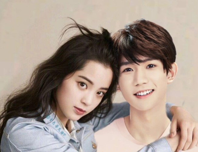 也经常会有一些同框合照,王源和欧阳娜娜就是其中的一对,他们在录制