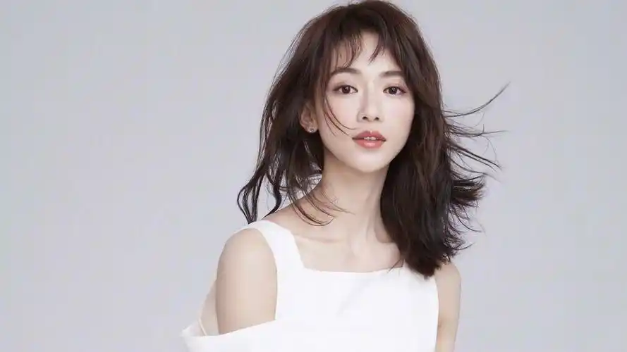 高清女明星mac动态壁纸- 吴谨言,明星壁纸,mac宽屏壁纸,4k壁纸下载mac